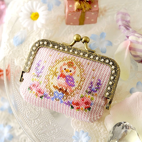 がま口ポーチ～王様フクロウと思い出のラベンダー～ 【ビーズマニア