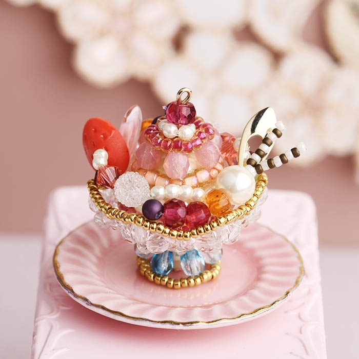 復刻版】フレーズ・ア・ラ・モード 【ビーズマニア】 | アイテムで探す