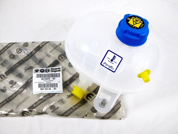 純正 ラジエターサブタンク 51956876 FIAT フィアット 500 ニュー