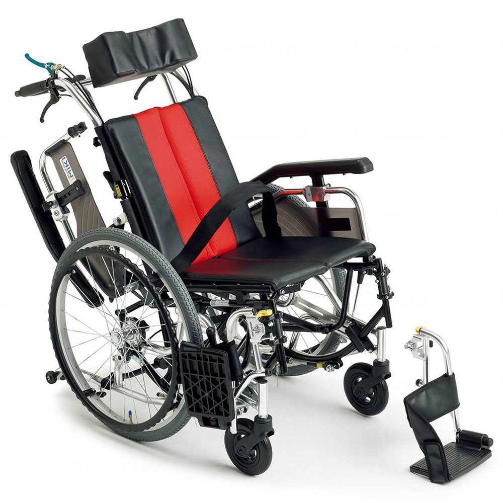 自走用ティルト＆リクライニング車椅子 TR－1 肘跳ね上げ・足台