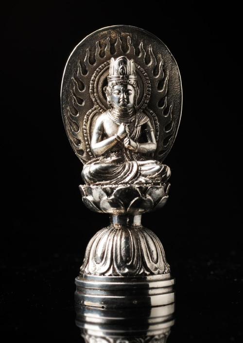 仏像】大日如来 - 銀製 伝統工芸『高岡銅器』謹製 | 日本の手技,高岡