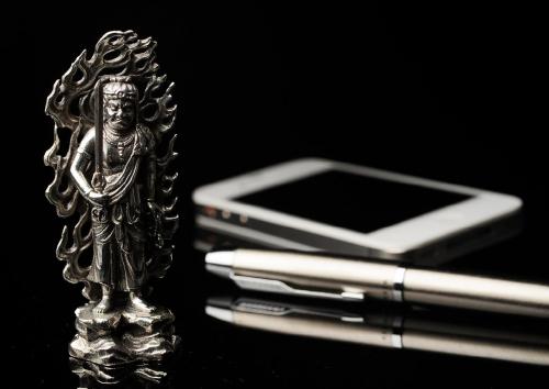 仏像】不動明王 - 銀製 伝統工芸『高岡銅器』謹製 | 日本の手技,高岡