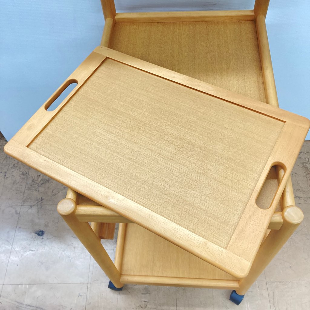 中古美品 karimoku カリモク家具 キッチンワゴン キャスター付き 配膳