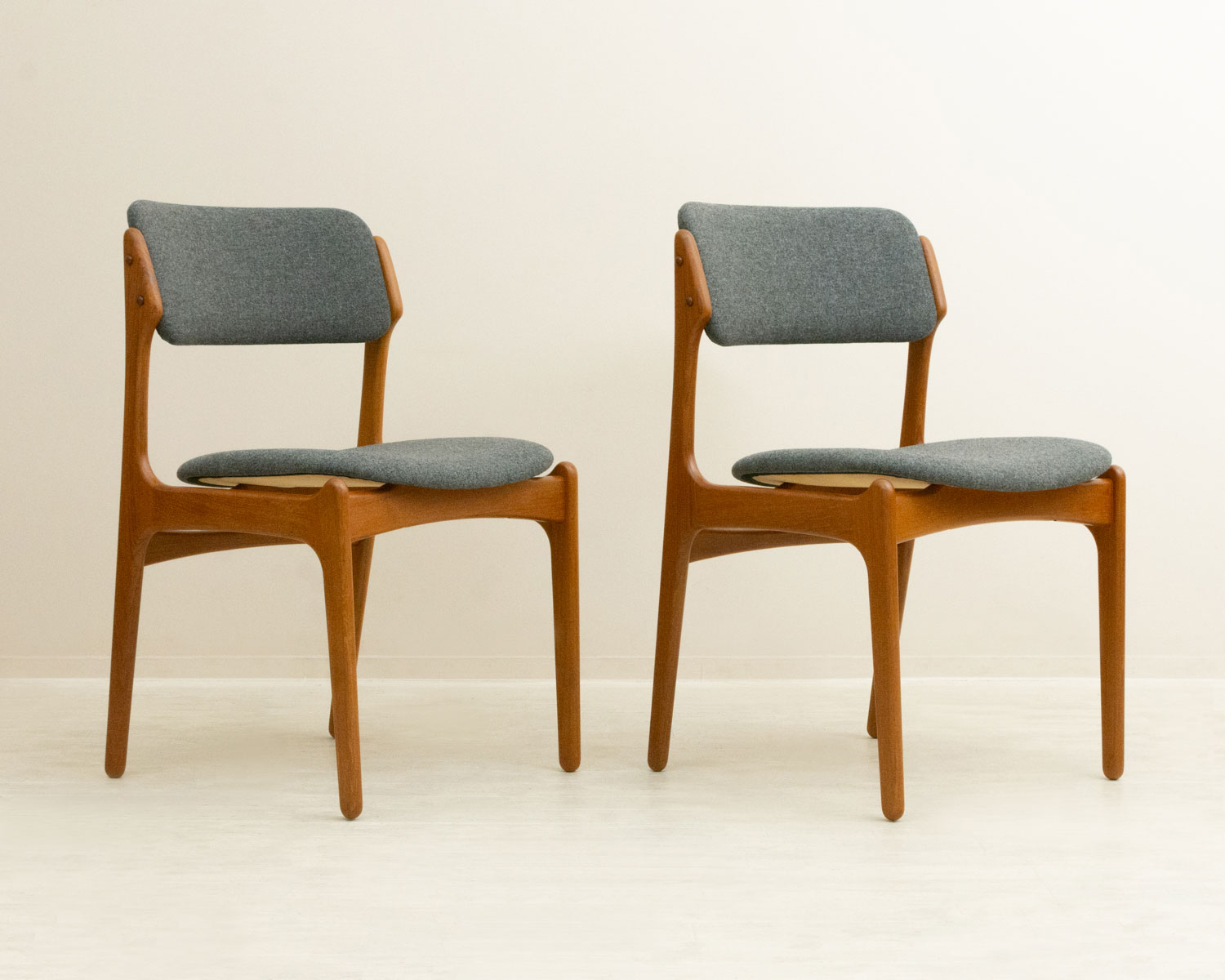 エリック・バック モデル49 ダイニングチェア チーク 北欧ビンテージ