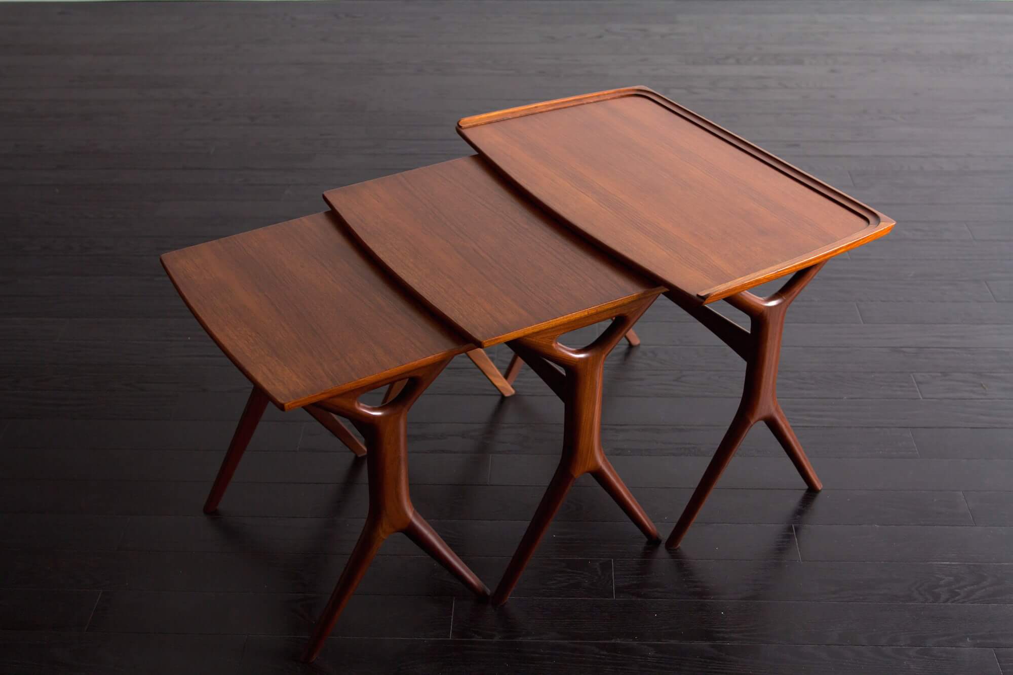 ネストテーブル 北欧デザイナーズヴィンテージ家具の通販