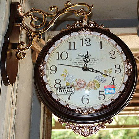 可愛いお花の両面時計：茶|アンティーク調家具、輸入家具、ロココ調