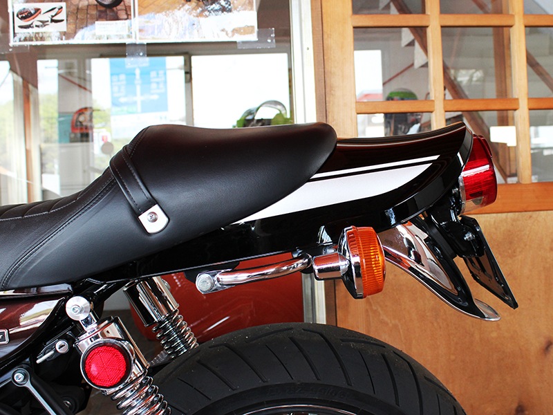 Z900RS Z1タイプテールカウル(2021エボニー) 【欠品中 ご予約承ります