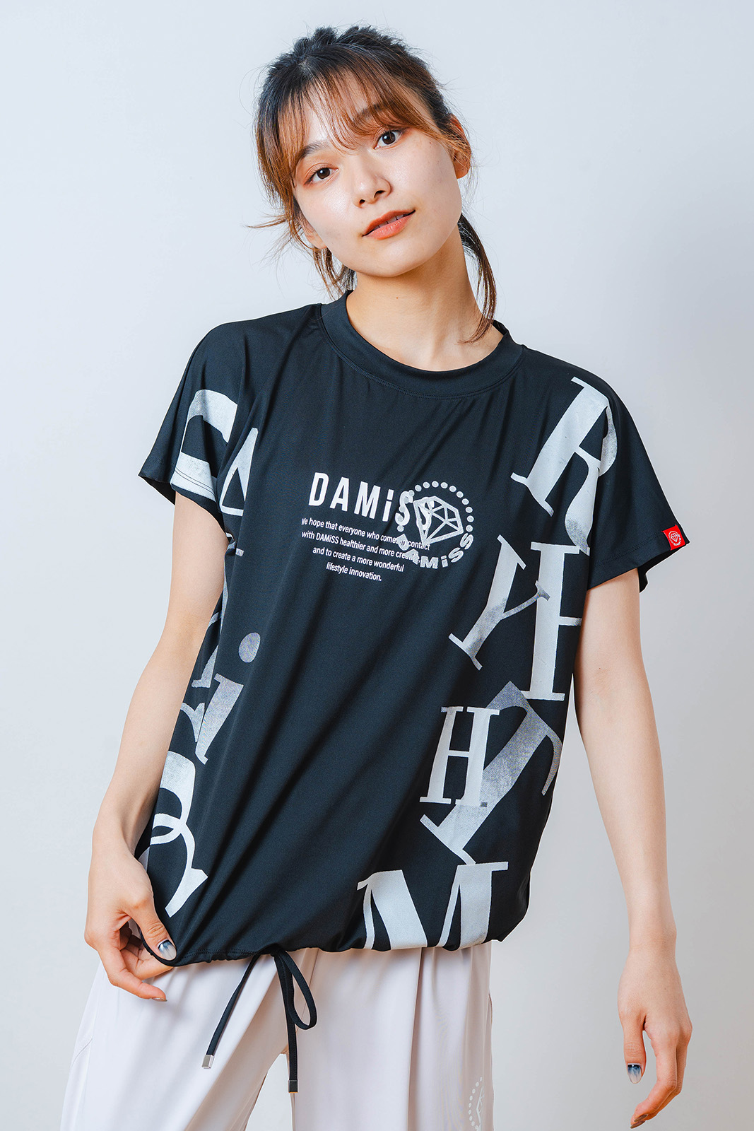 グラデーションテキスト Tシャツ ブラック 1534-1449 | D SHOP 着心地