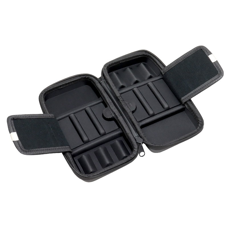 YONEX foaroc 20周年モデル、SALOMON MANTIS、ケース付 ダーツケース > ブランド【カ行】 > コスモダーツ > COSMO DARTS