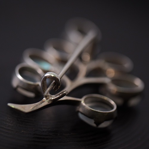 シルバー ムーンストーン リーフブローチ