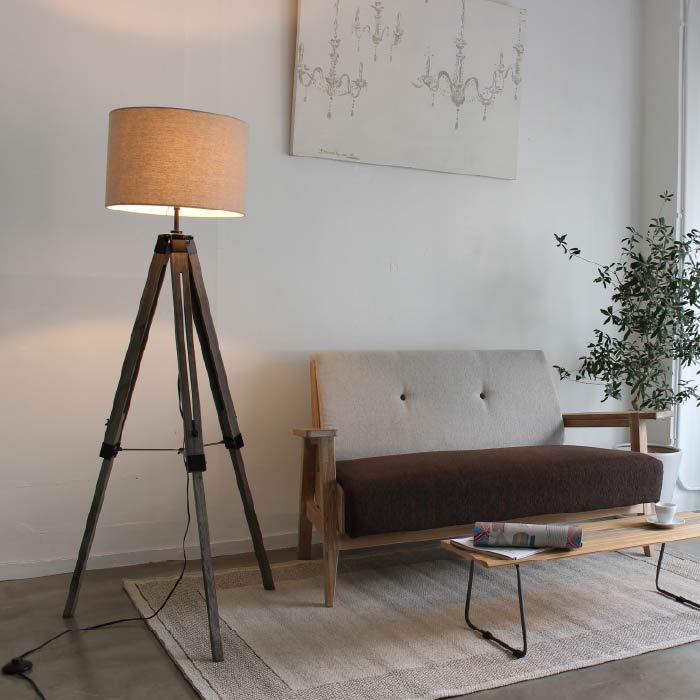 Vieri nova ビエリノバ フロアランプ | 広告紹介商品 | 【公式】ディ