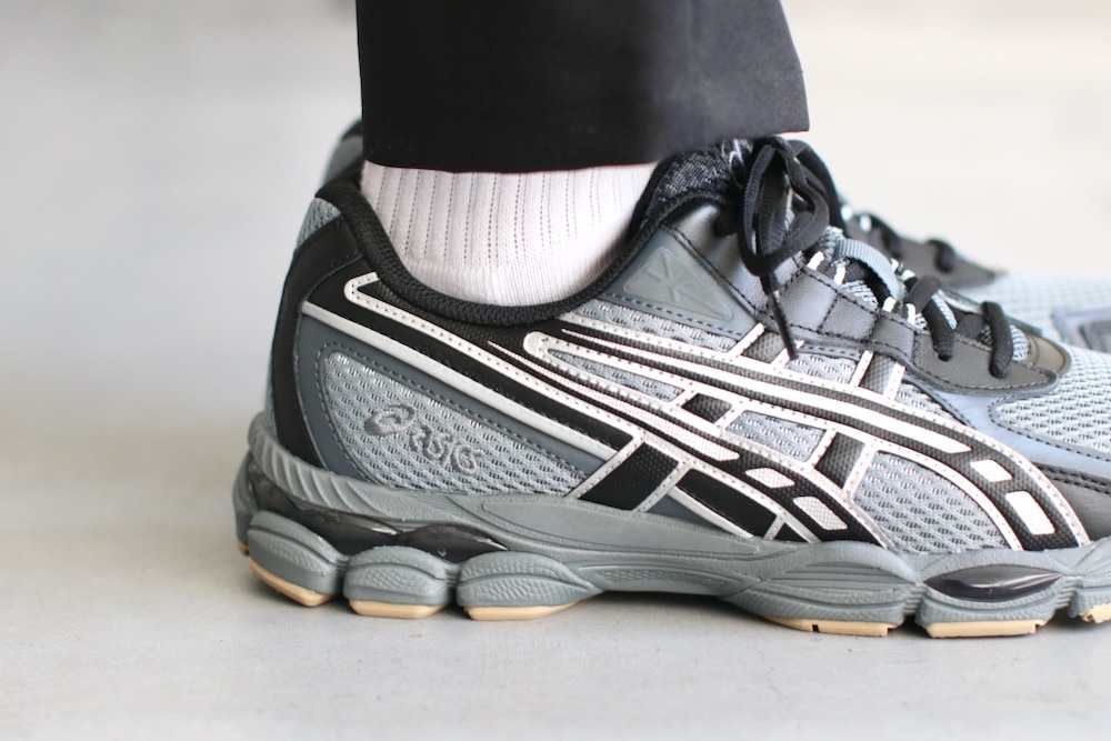 ASICS (アシックス) 