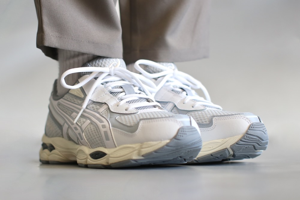 ASICS (アシックス) 