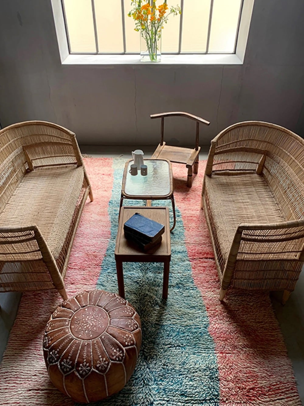 LIGHT YEARS(ライト イヤーズ)