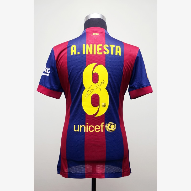 イニエスタ直筆サイン入り選手支給バルセロナ14/15ホームユニフォーム