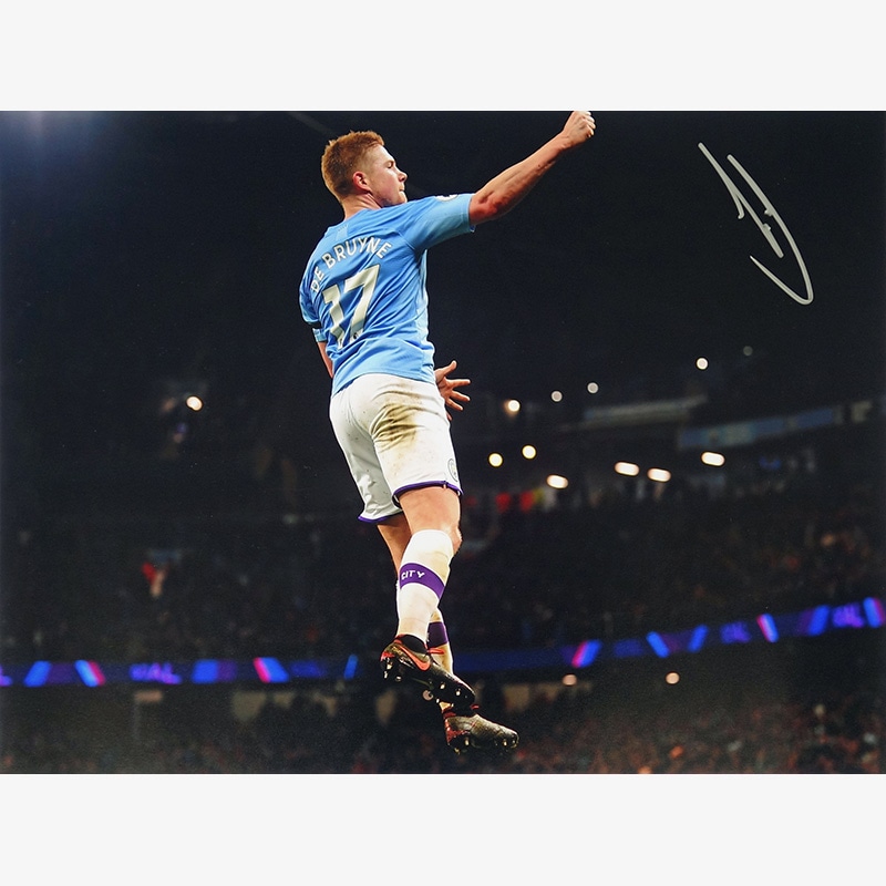 デ・ブライネ直筆サイン入りマンチェスターシティ19/20フォト (セレブ