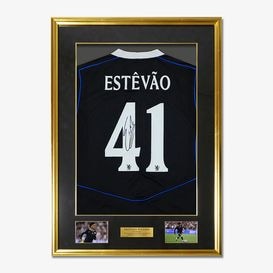 額装済みサイン入りサッカーユニフォームを販売 - THE DUGOUT