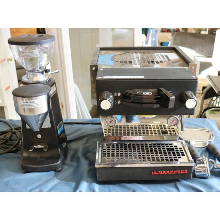 中古】 コーヒーマシン エスプレッソグラインダーLA MARZOCCO 2022年