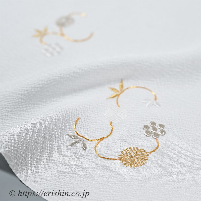 帯揚げ（天神唐草・白金銀刺繍/白地・縮緬）渡敬『着物・呉服えり新』