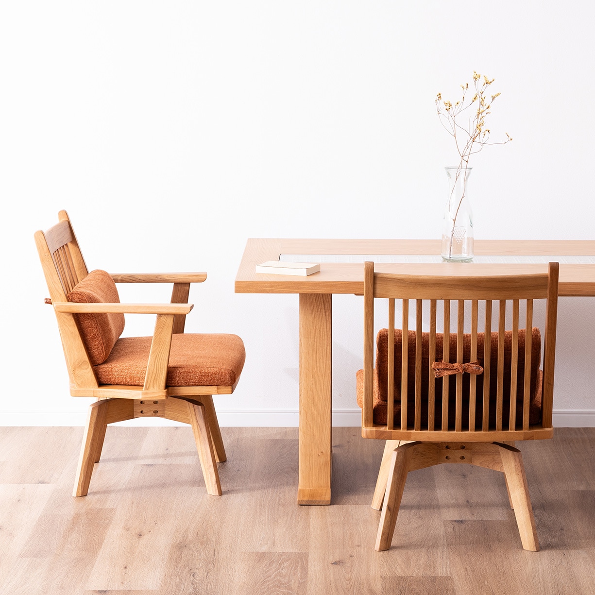 座面高さ40.5］ 雅 ｜ アーム付き 回転ダイニングチェア