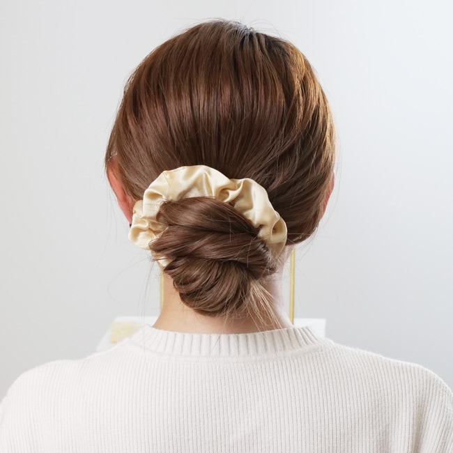 ミディアム スクランチー (シルク シャルムーズ モーニングタン