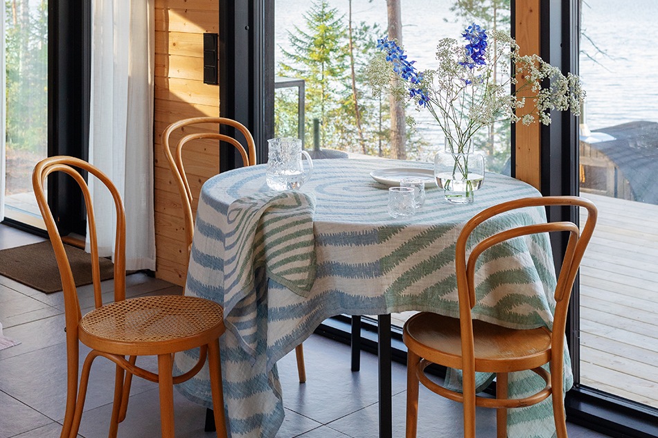 メッツァランピ／METSALAMPI リネンブランケット（ラプアン カンクリ