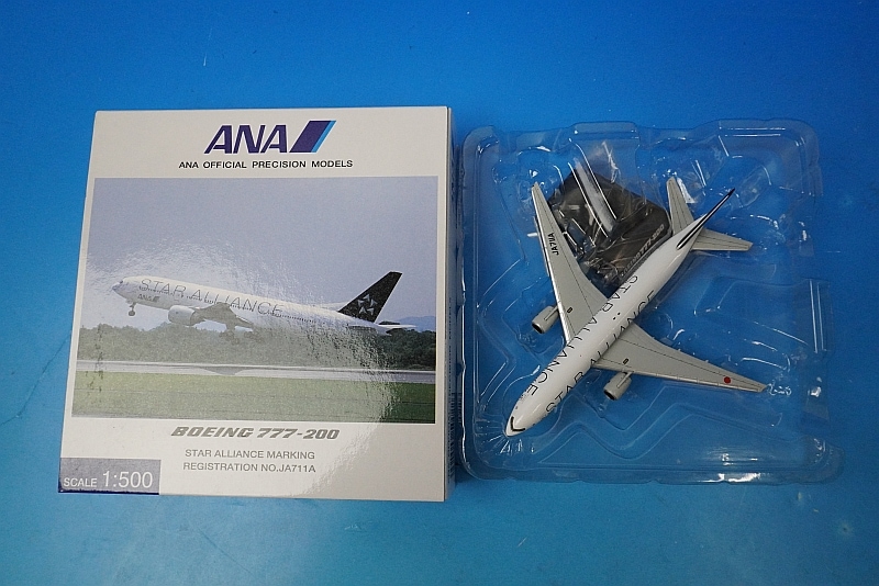 1/500 B777-200 ANA スタアラ/スターアライアンス JA711A [NH50022