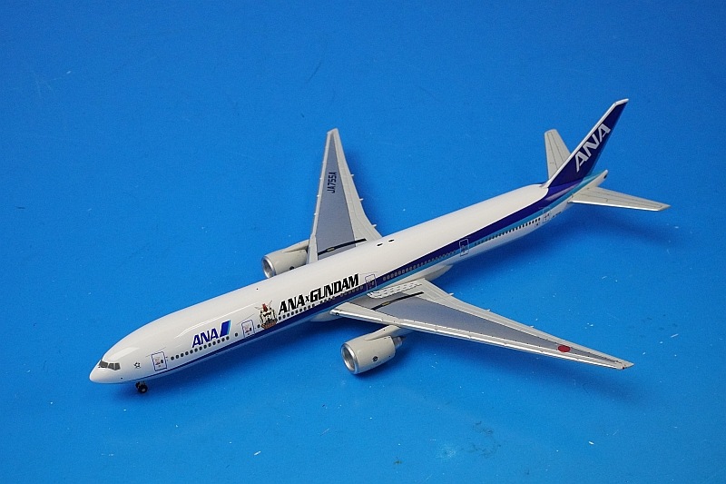 1/400 B777-300 ANA ガンダムジェット JA755A [NH40053] 全日空商事