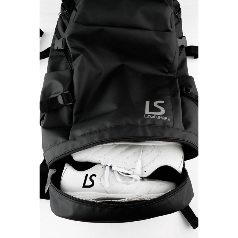 ルースイソンブラ/LUZ e SOMBRA バックパック/LS SURGE BACK PACK