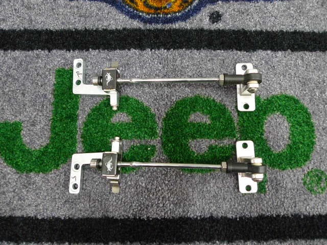 07y－ ジープ ラングラー ビレット ドアストッパー 左右セット