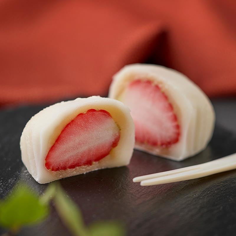 とろっ生ミルクいちご大福 8個入 [A034BN] | 店舗,吉岡製菓 | 旅する