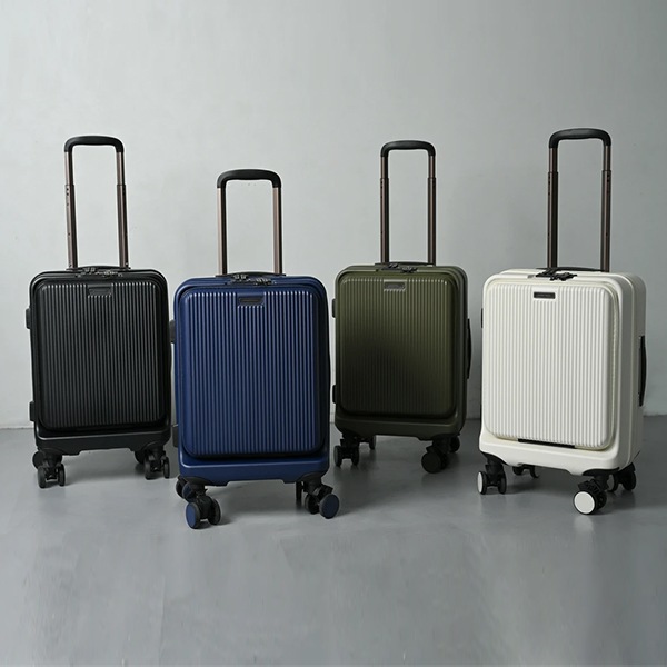 ブライテック BRIGHTECH スーツケース Sサイズ 機内持込 32L 1年保証