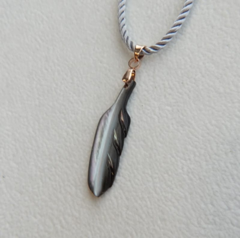 夜光貝アクセサリー