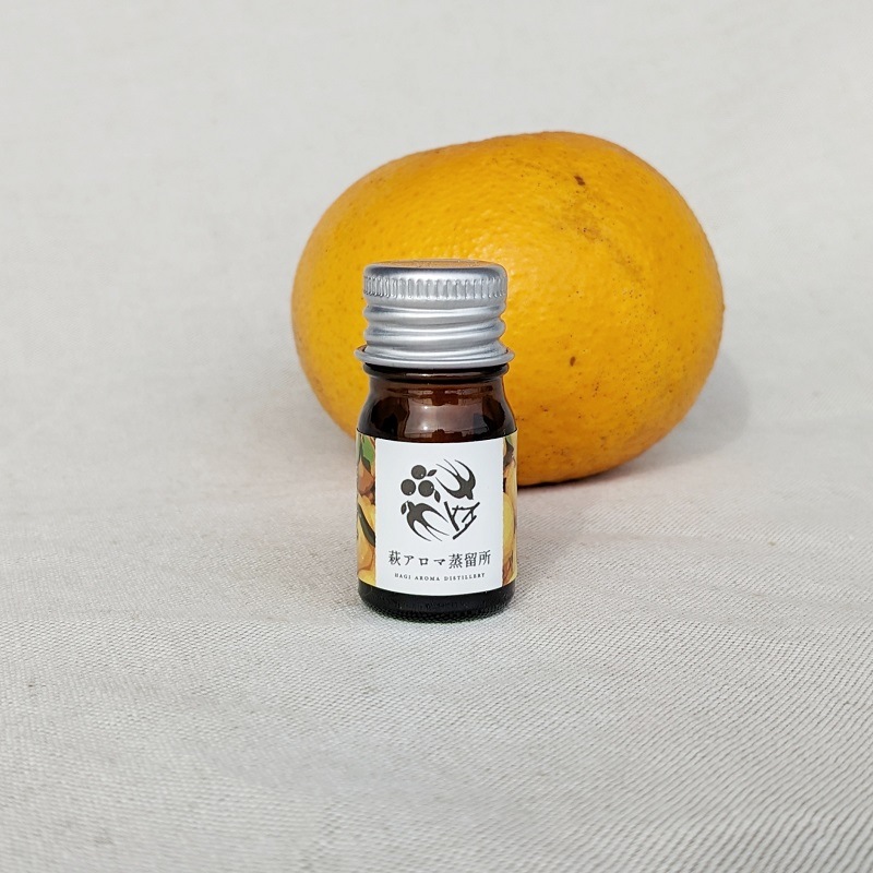 萩アロマ蒸留所】夏みかんアロマオイル | 雑貨／入浴剤・精油他 | | 道
