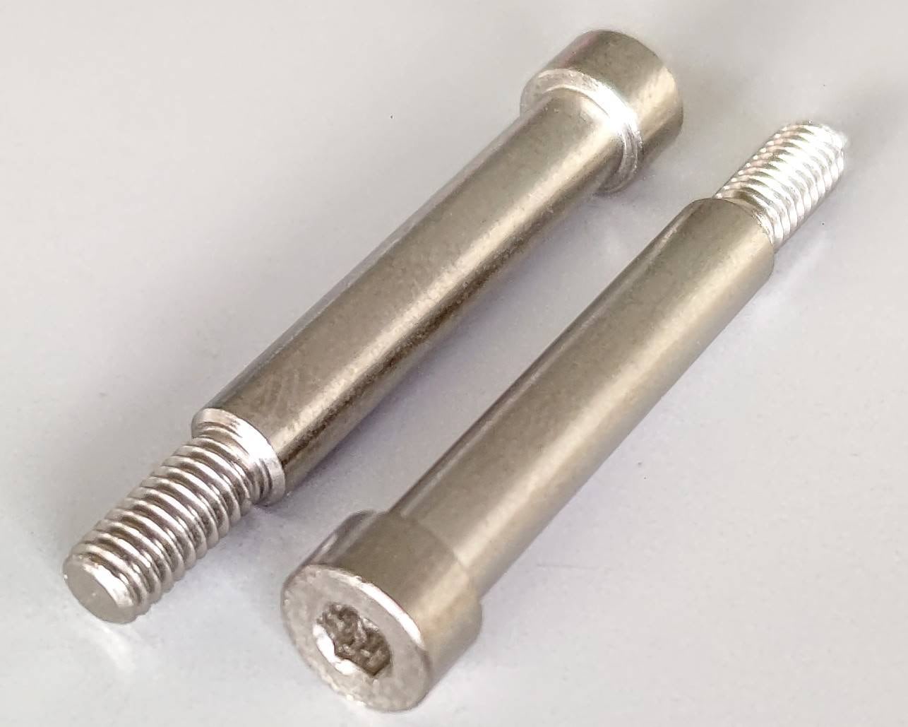 ヒロボー HIROBO パーツ 【2532-055】 Φ5 ドラッグボルト【最終在庫