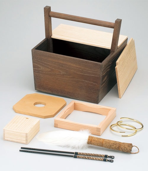 箱炭斗8点セット （白つかみ羽根・香溜・割蓋付） | 炭斗 - CHATOWA 茶