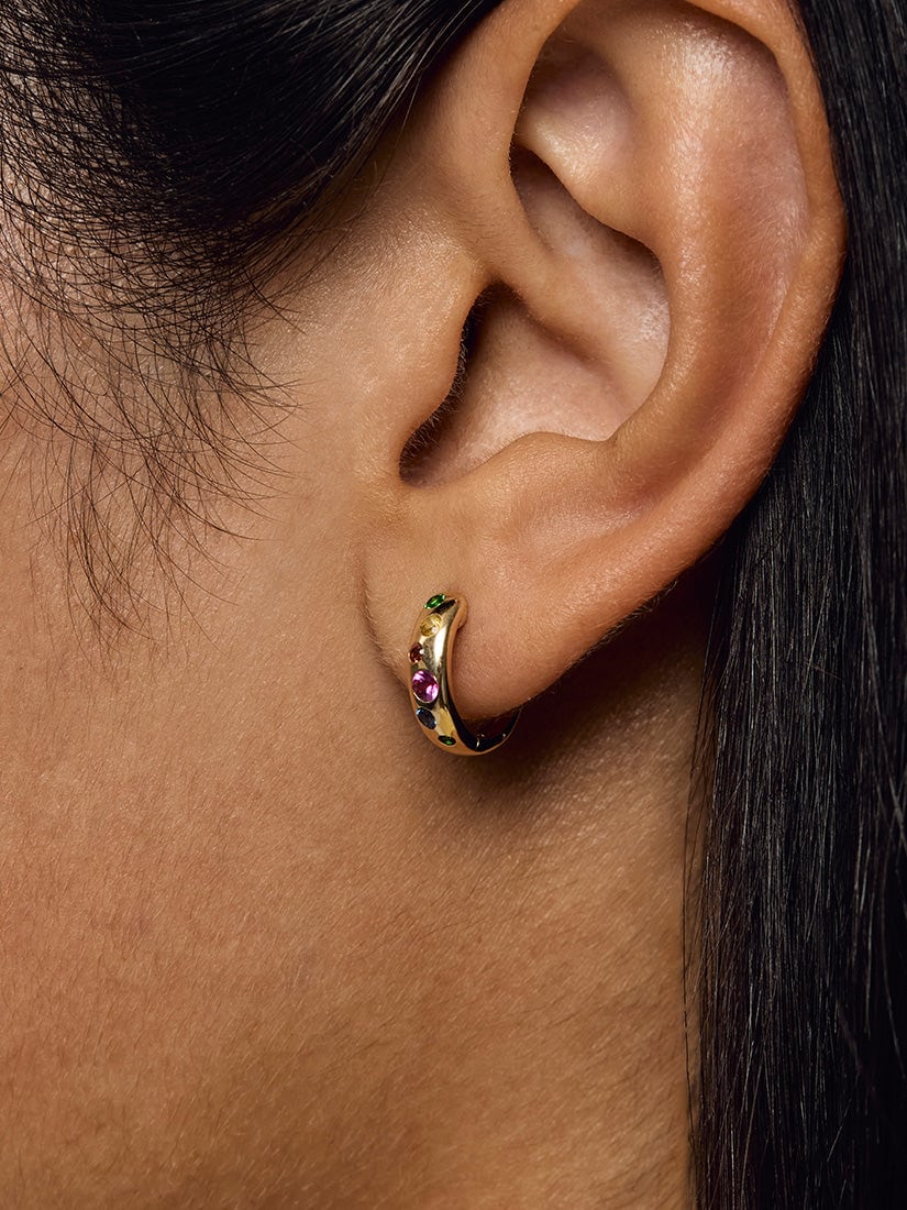 Roxanne First》Rainbow Sapphire Sprinkle フープピアス（ピアス