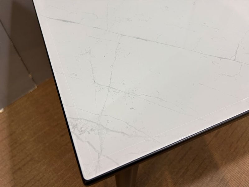 ダイニングテーブル「GT」木製4本脚タイプ ガラス天板マーブル 幅150cm