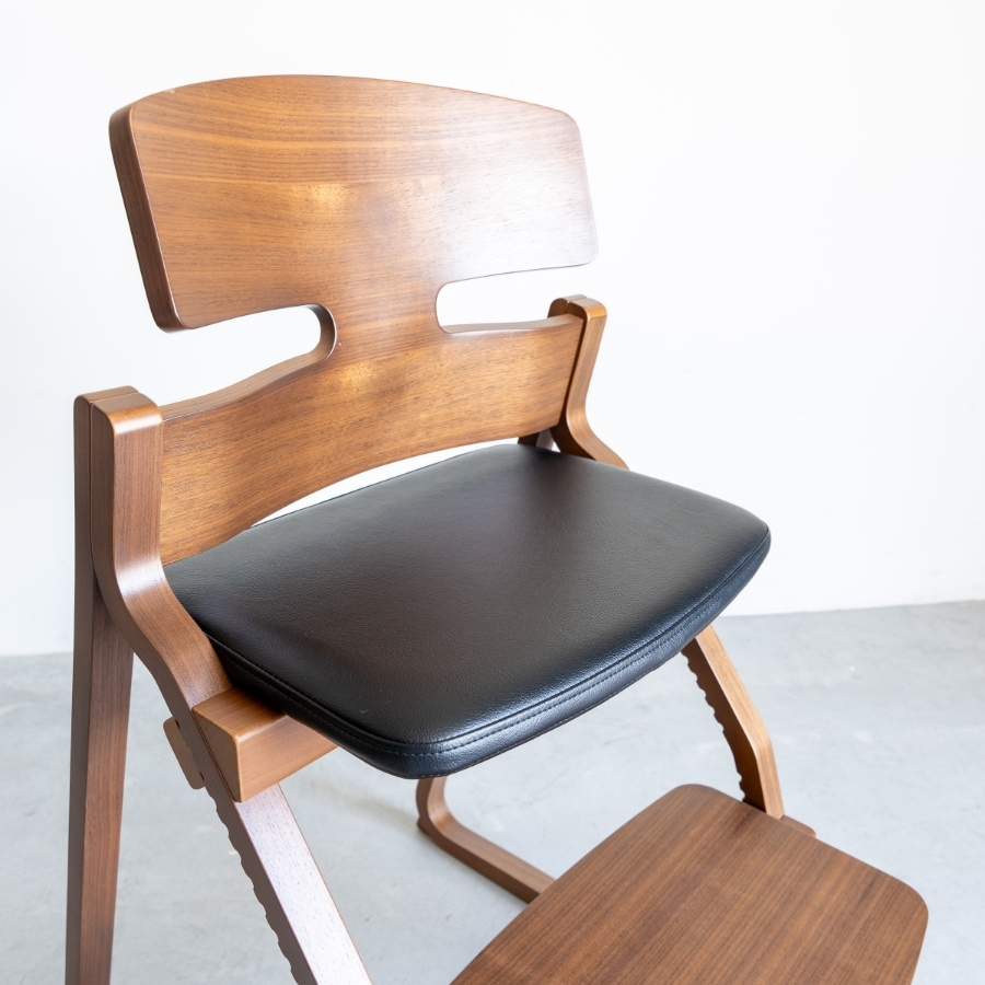 OUTLET】アップライトチェア ウォールナット | SALEアウトレット