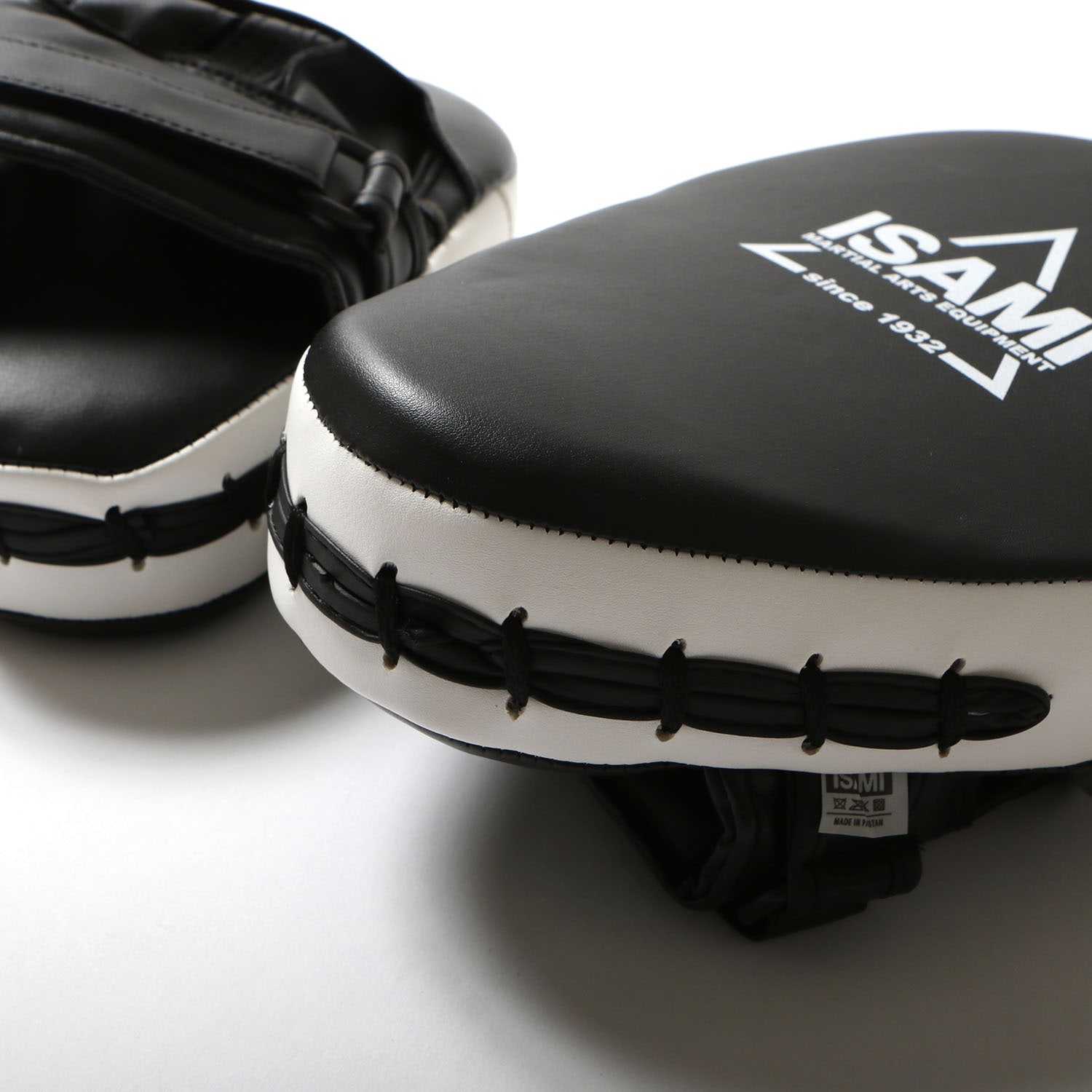 パンチングミットTS | すべての商品 | ISAMI(イサミ) |格闘技 武道具