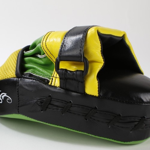 パンチングミットNS | すべての商品 | ISAMI(イサミ) |格闘技 武道具