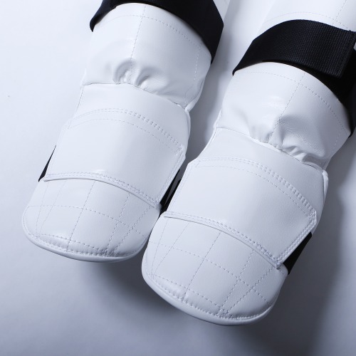 フルガードレッグコブラ(IS-158) | プロテクター | ISAMI(イサミ