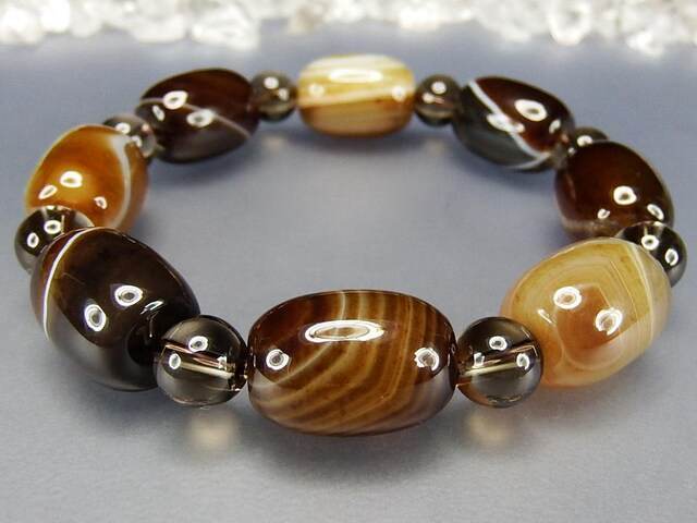 縞入りブラウンサードオニキス円柱形茶水晶円玉天然石ブレスレット石街