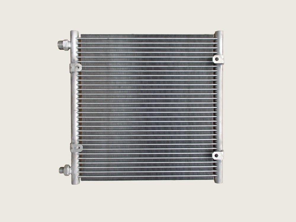 クボタ トラクター コンデンサー KL21 KL23 KL25 KL27 KL28 T1065