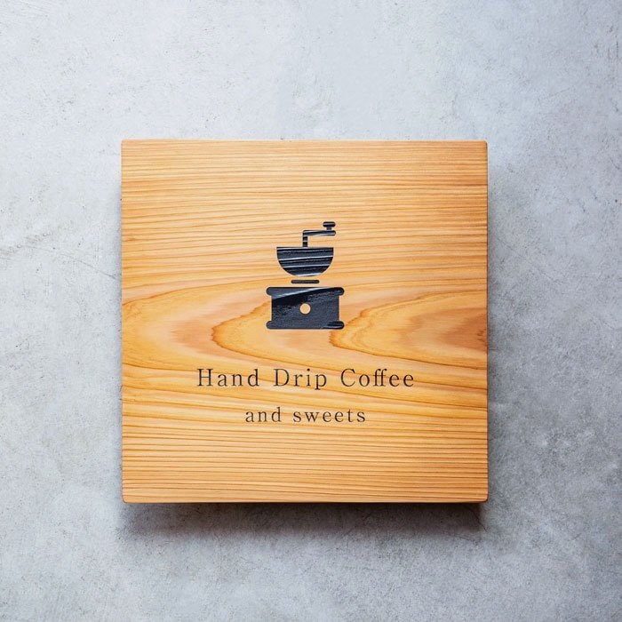 杉壁面看板 300×300 | 看板,壁面看板 | オリジナル家具・金物の上手工作所