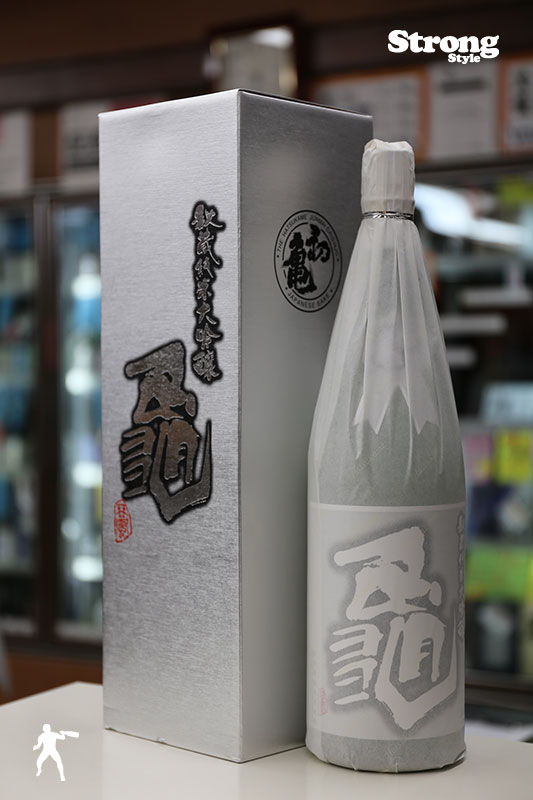 初亀 秘蔵純米大吟醸 亀 -7度貯蔵3年熟成 1800ml｜日本酒,静岡)初亀