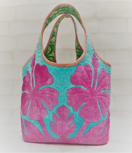 ハイビスカスのおしゃれバッグ | キルトキット・バッグ,ハワイアン