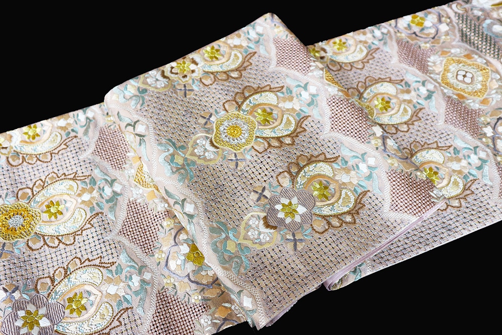 最高級袋帯「蘇州汕頭相良刺繍 唐花華紋」 | 販売着物商品,袋帯,礼装用