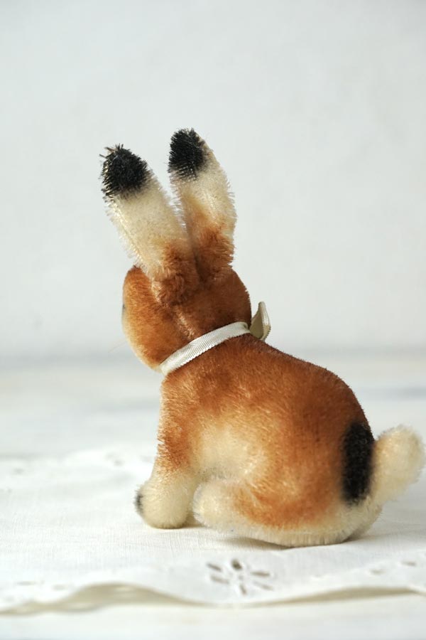 ドイツのシュタイフと並ぶハーマンのうさぎH14×W13cm gt-1042の通販