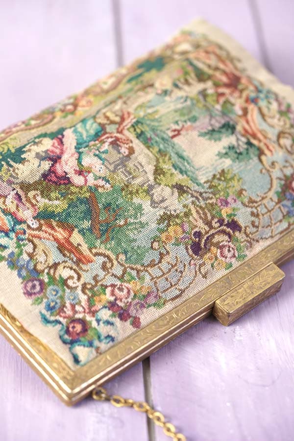 ベージュの宮廷柄のマイクロプチポワンバッグW16×H12.5cm gb-333の通販